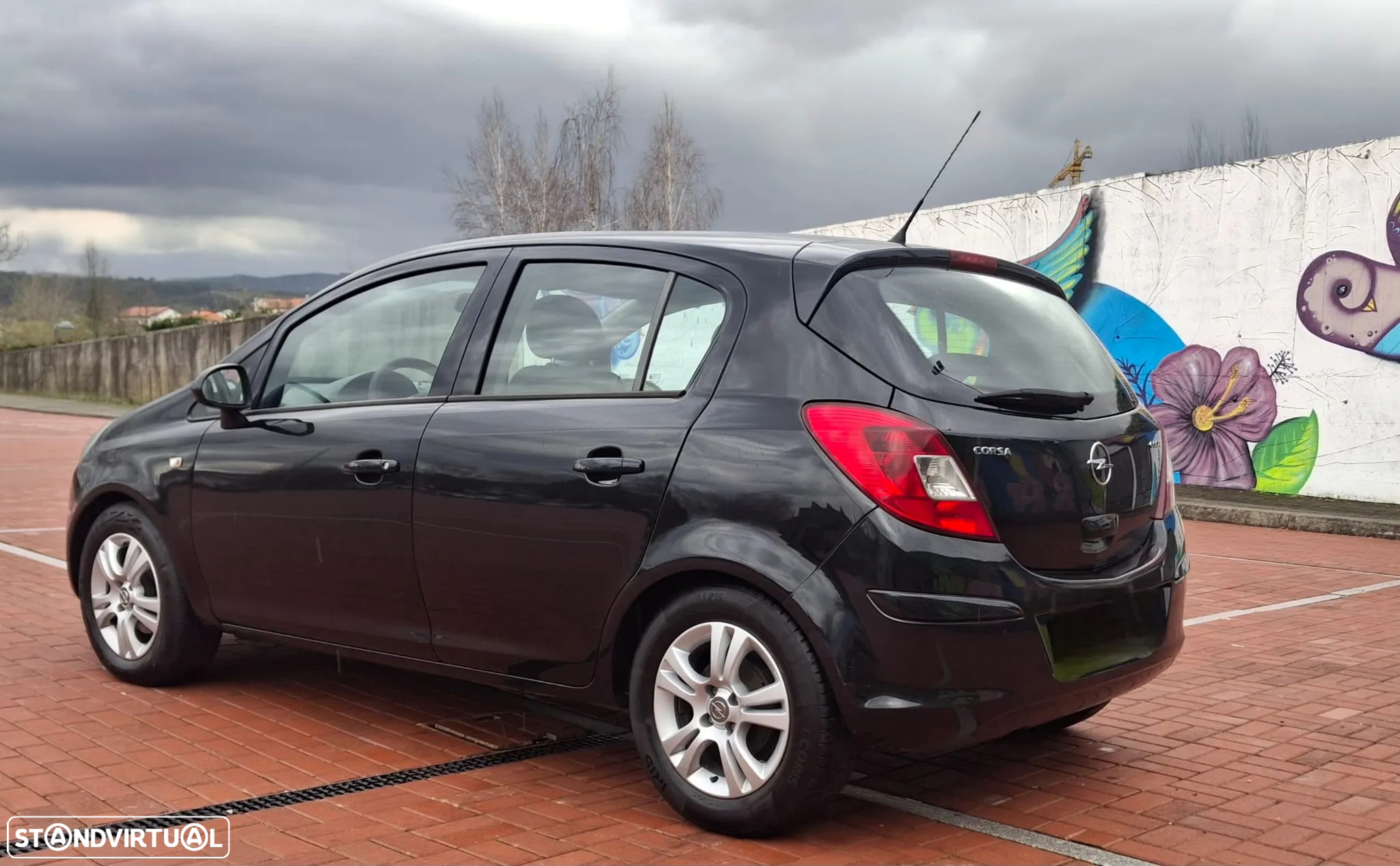 Opel Corsa 1.3 CDTi Enjoy EcoFLEX - 2