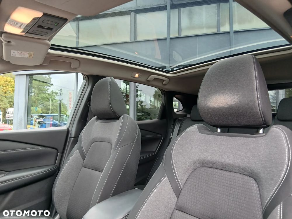 Nissan Qashqai 1.3 DIG-T mHEV Premiere Edition Xtronic - 9