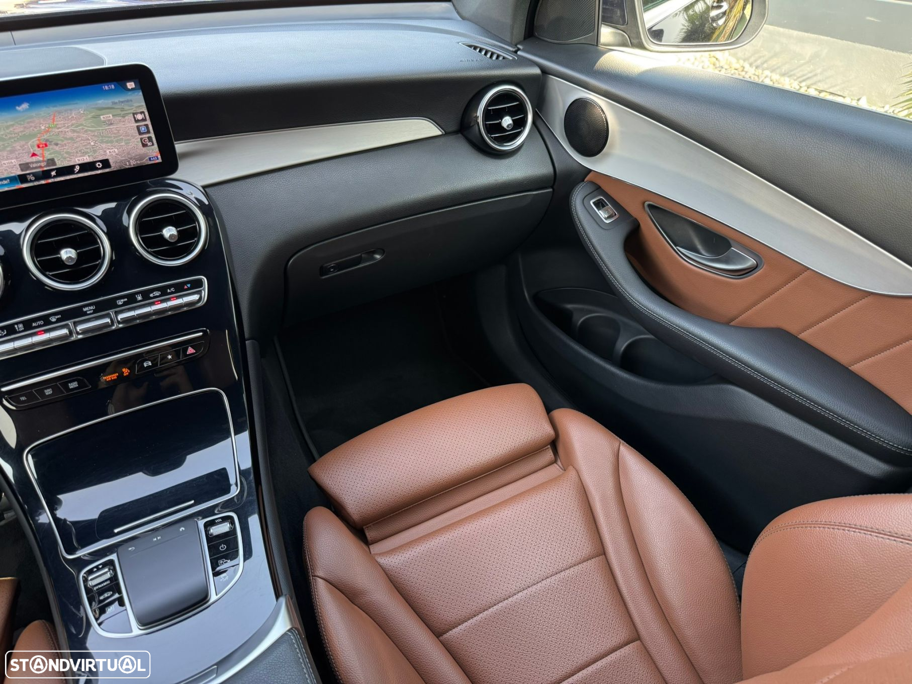 Mercedes-Benz GLC 300 de Coupé 4Matic - 24