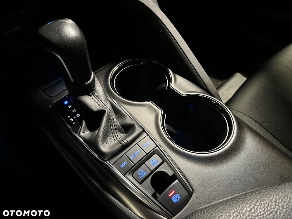 Toyota Camry 2.5 Hybrid Comfort CVT - 27