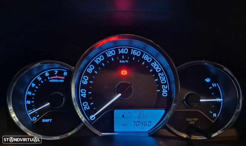 Toyota Corolla 1.33 VVT-i Exclusive+Navi - 20