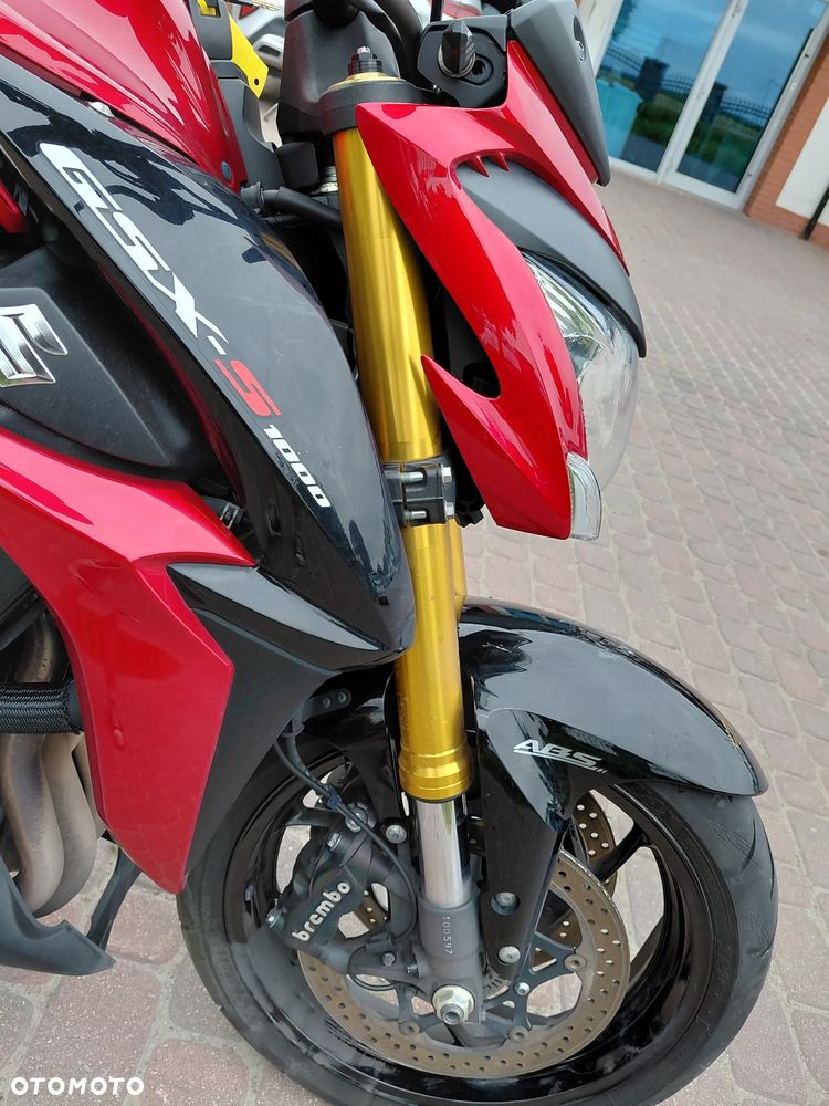 Suzuki GSX - 14