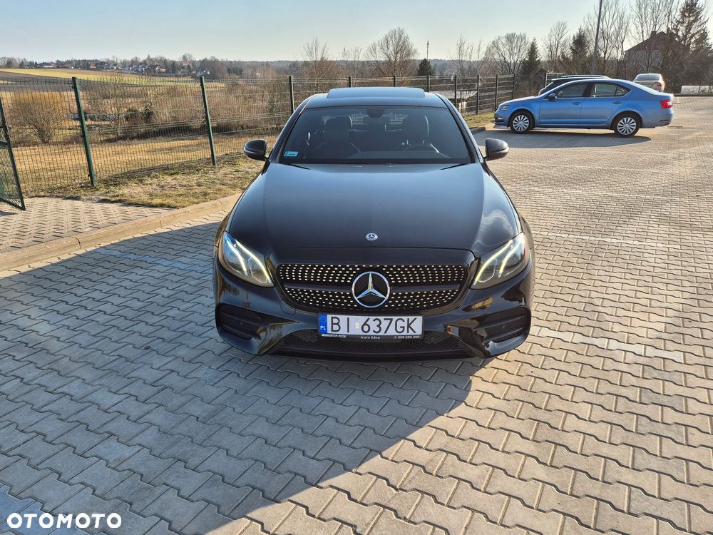 Mercedes-Benz Klasa E 300 9G-TRONIC AMG Line - 1