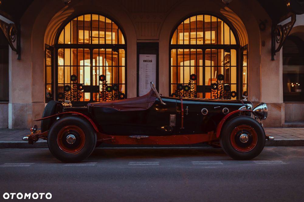 Bentley Inny - 22
