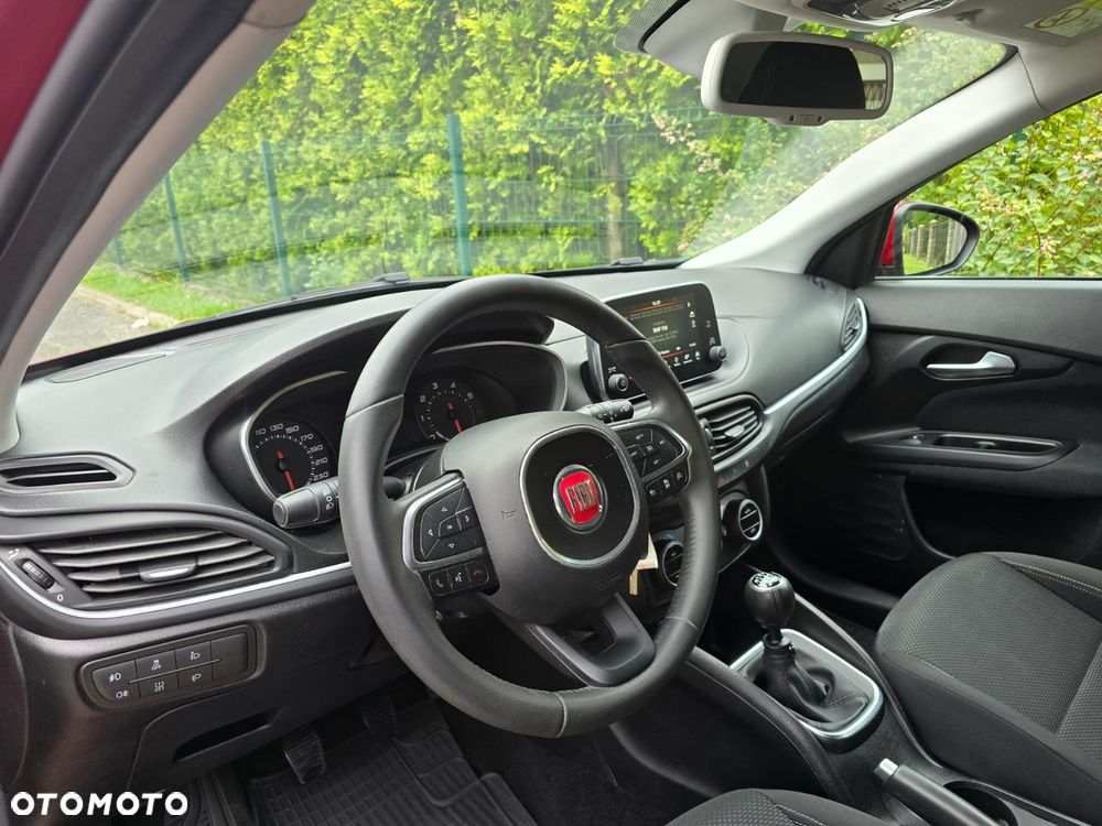 Fiat Tipo 1.4 T-Jet Lounge - 24