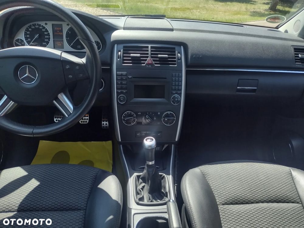 Mercedes-Benz Klasa B 160 BlueEFFICIENCY - 19