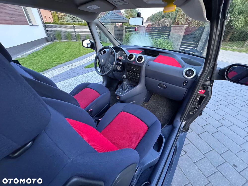 Peugeot 1007 1.4 Trendy - 17