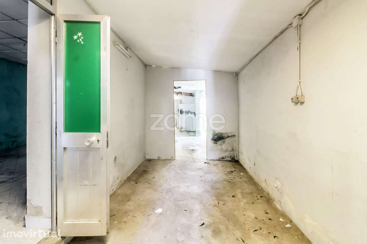 Moradia T3, Ramalde, Porto. - Grande imagem: 4/27