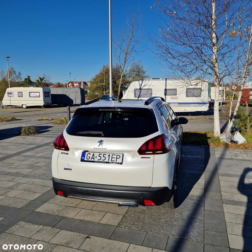 Peugeot 2008 PureTech 110 Stop&Start GT-Line Edition - 3