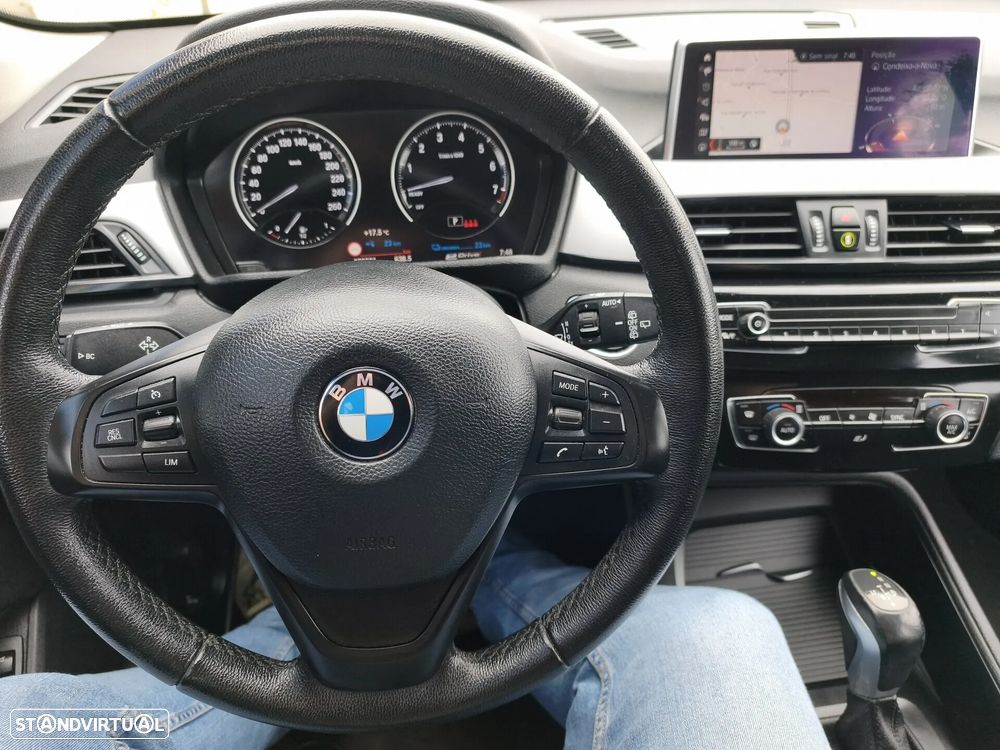 BMW X1 25 e xDrive Corporate Edition - 21