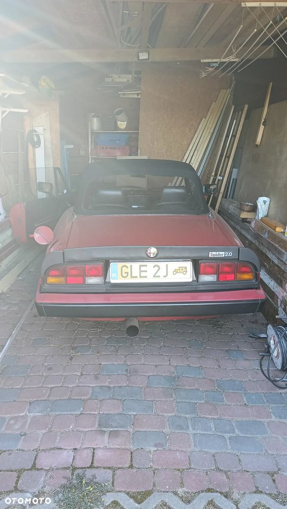 Alfa Romeo Spider 2.0 - 10
