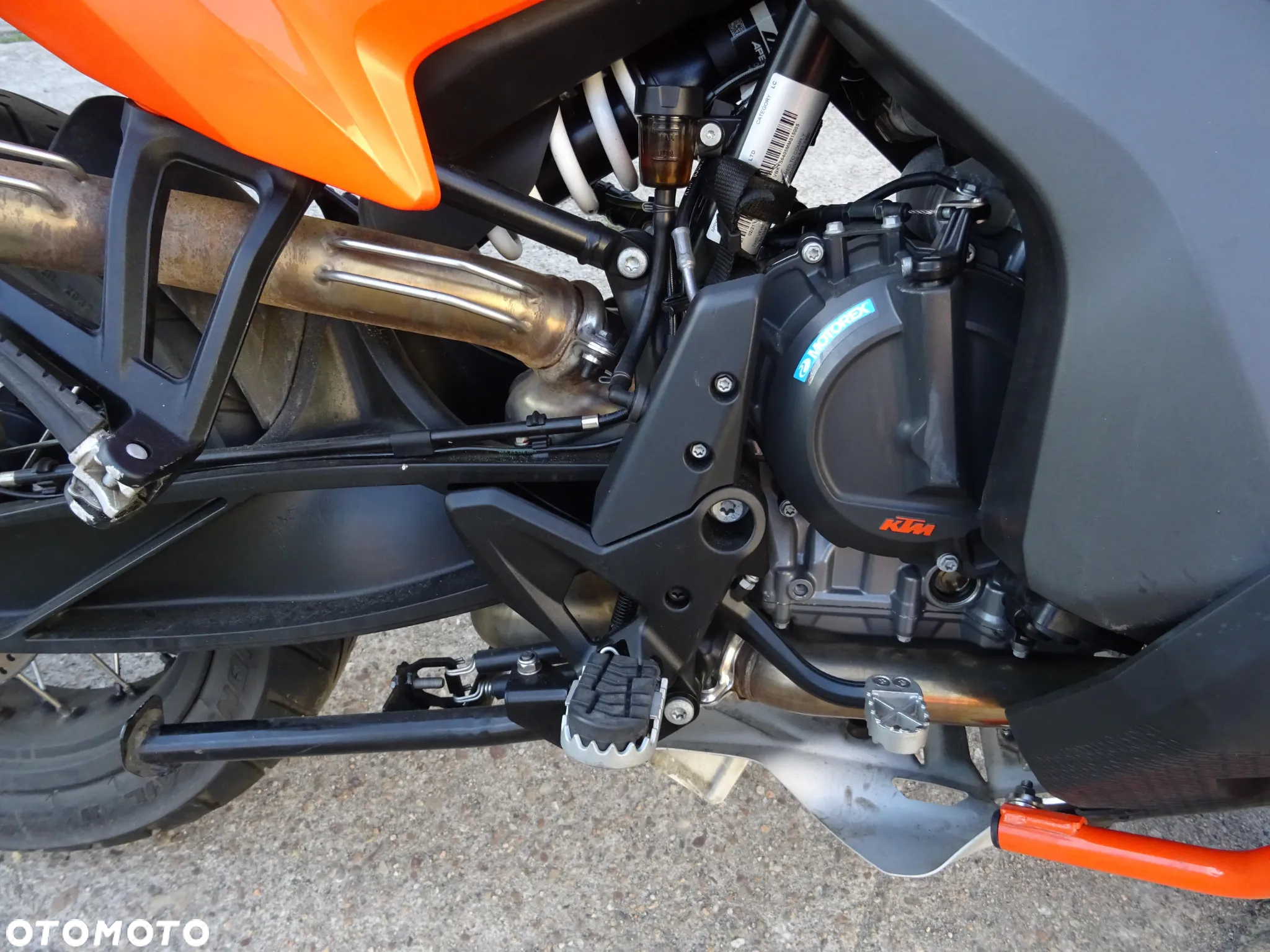 KTM Adventure - 13