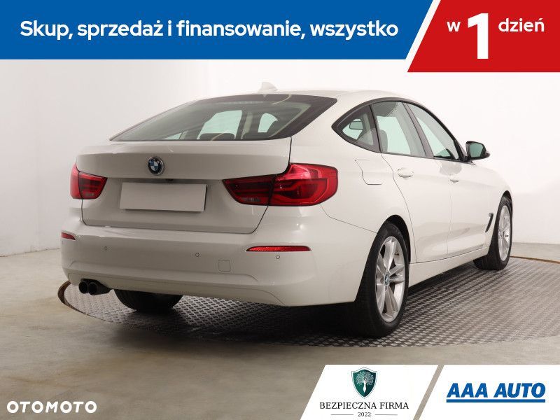 BMW 3GT - 7