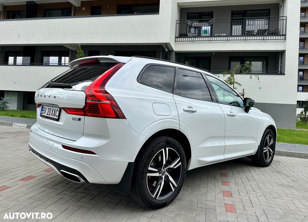 Volvo XC 60 B5 MHEV AT8 AWD R-Design - 9