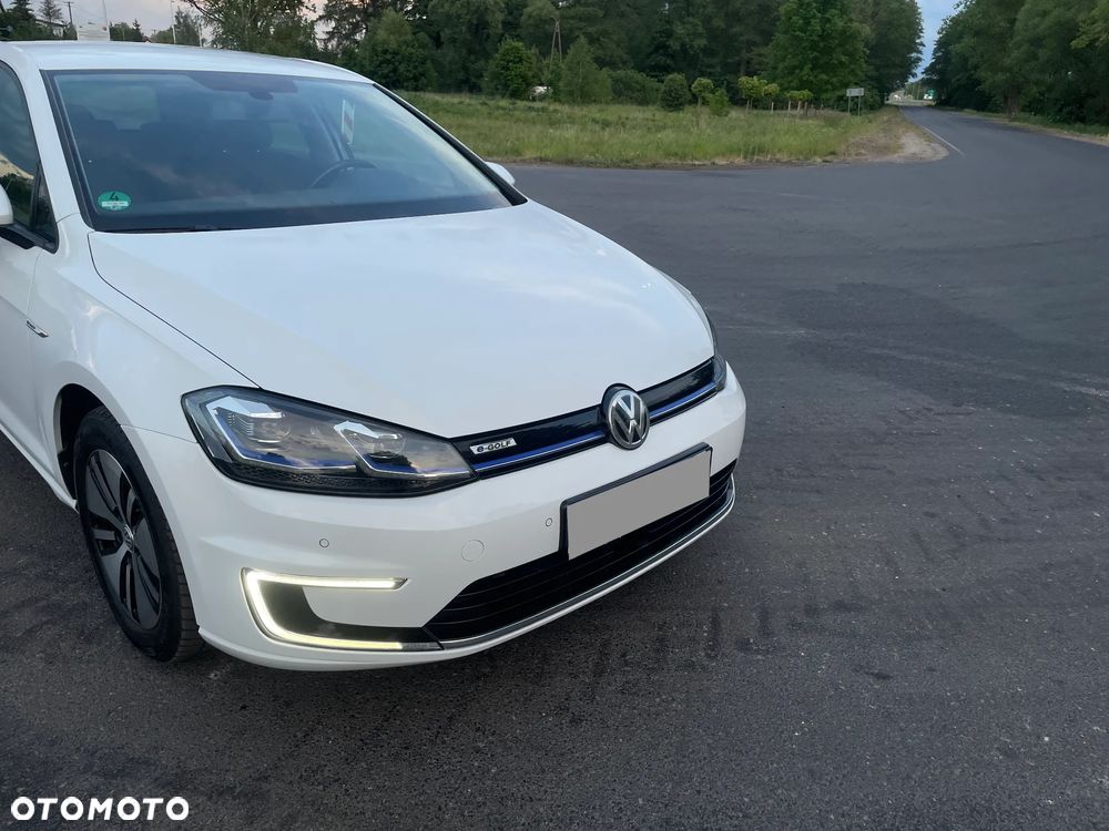 Volkswagen Golf e-Golf - 25