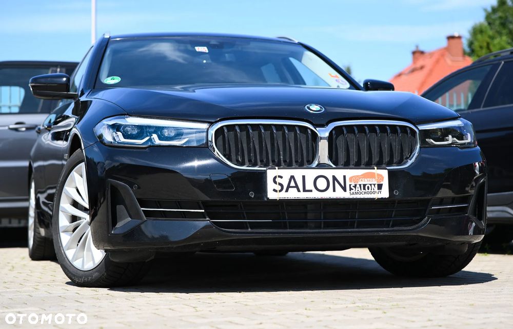 BMW Seria 5 530e - 27
