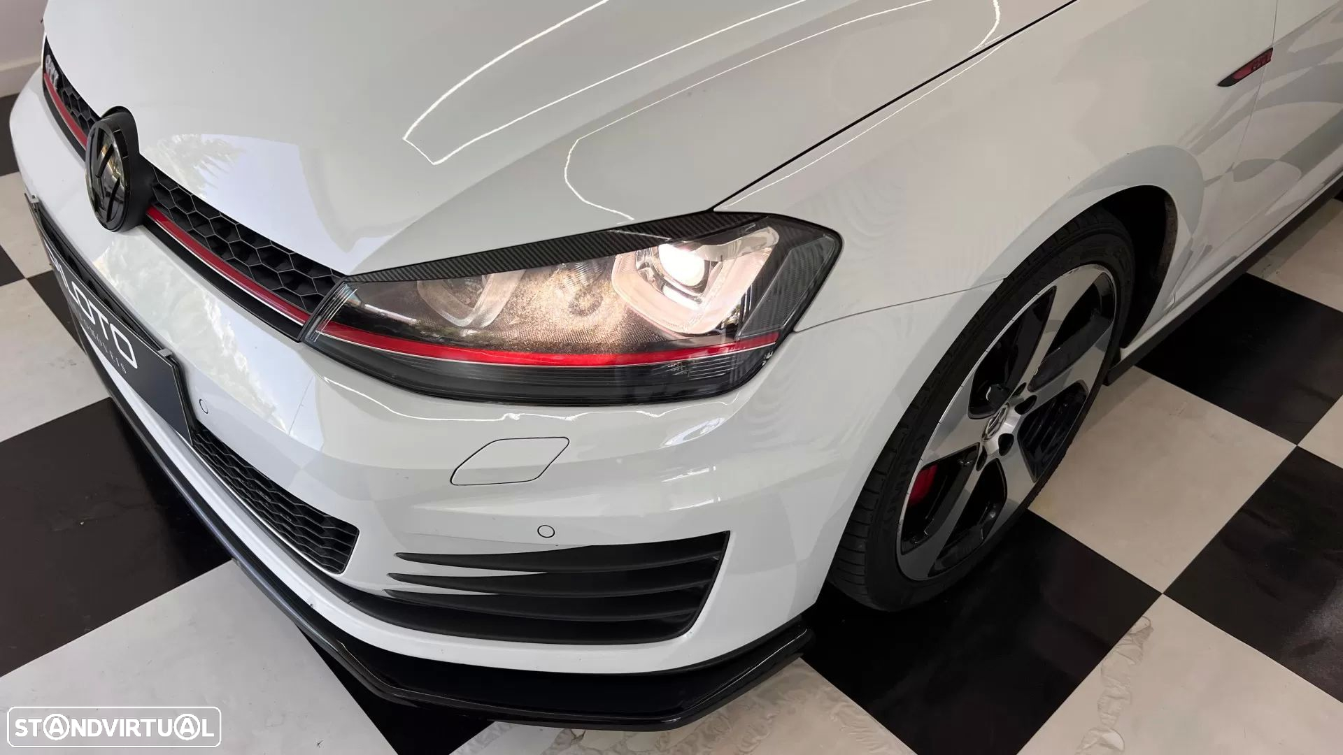 VW Golf 2.0 TSi GTi DSG - 2