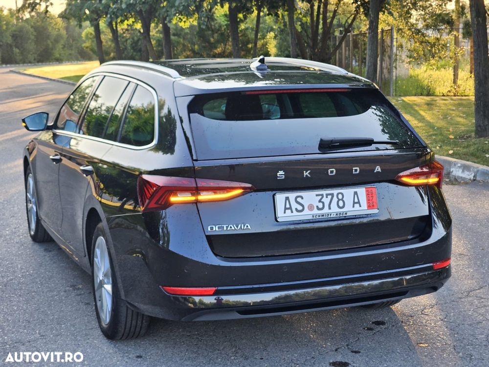 SKODA Octavia 2023 — imagine 4