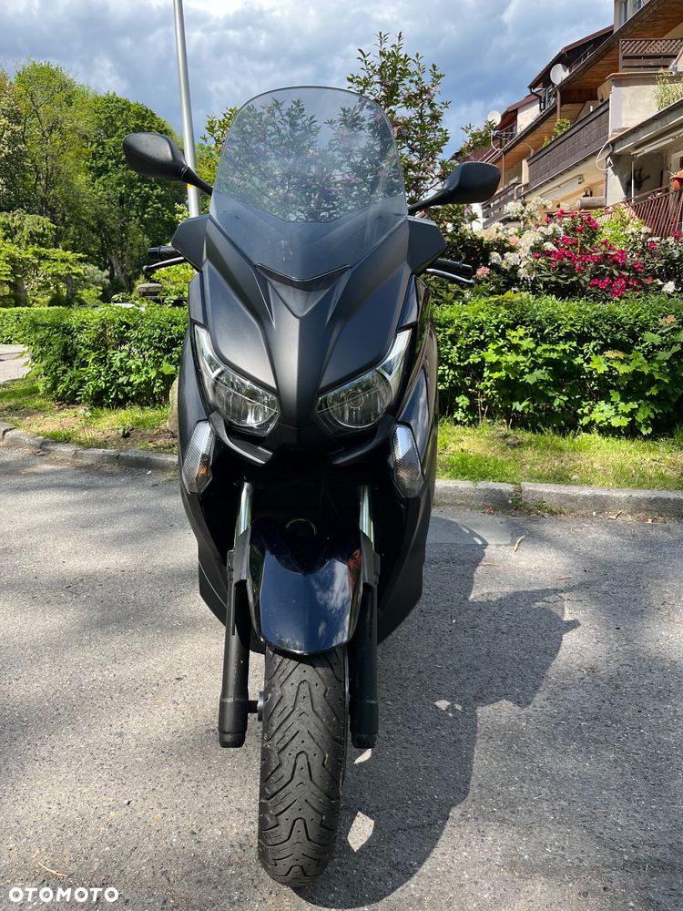 Yamaha X-max - 4