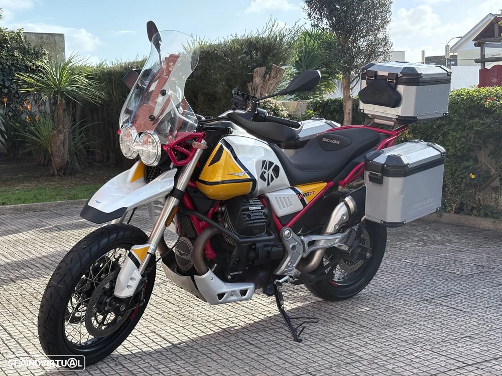 Moto Guzzi V85 TT - 4