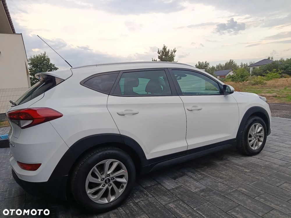Hyundai Tucson 1.7 CRDI BlueDrive Comfort 2WD - 5