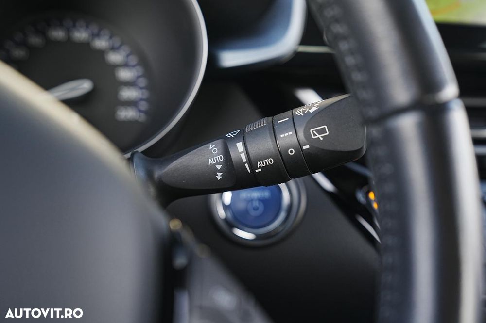 Toyota C-HR 1.8 HSD 122 CP 4x2 CVT Style - 21