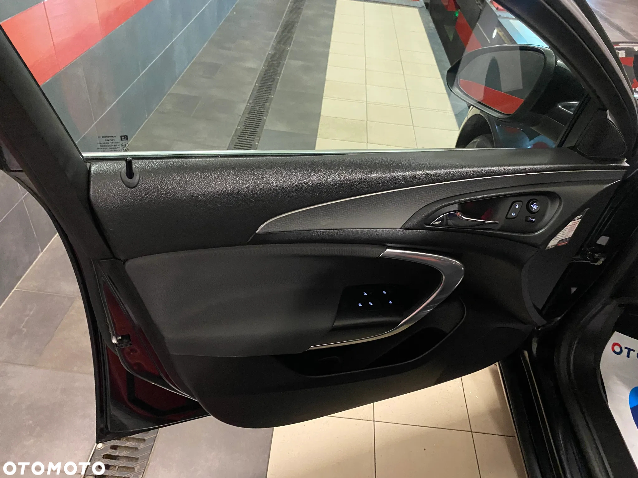 Opel Insignia 1.6 T Cosmo S&S - 15