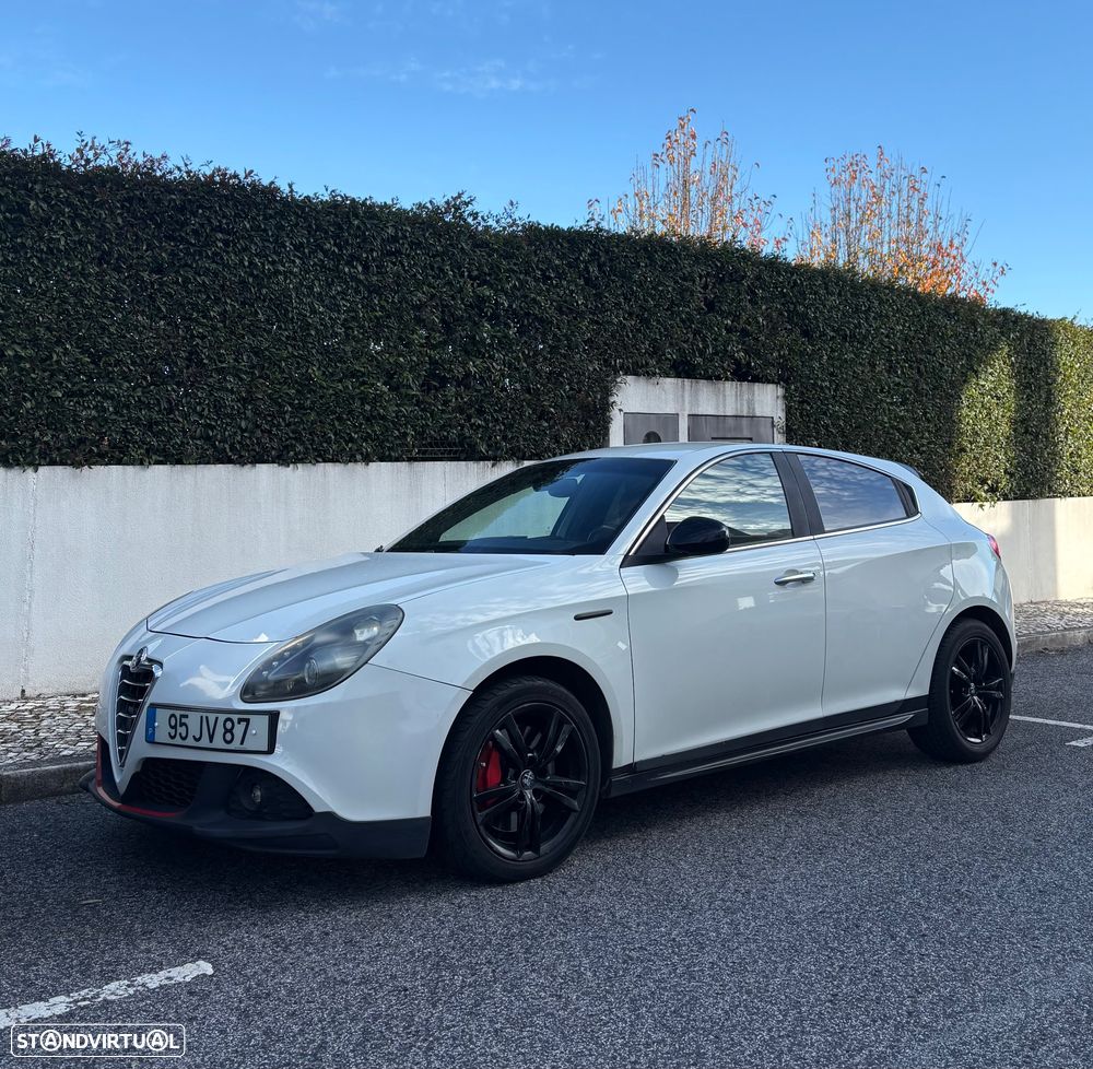 Alfa Romeo Giulietta 1.6 JTDM Distinctive - 2
