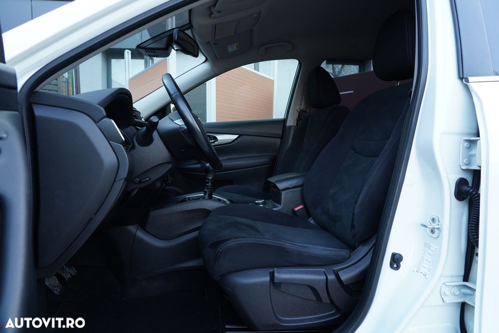 Nissan X-Trail 1.6 dCi ALL-MODE 4x4i N-Connecta - 13