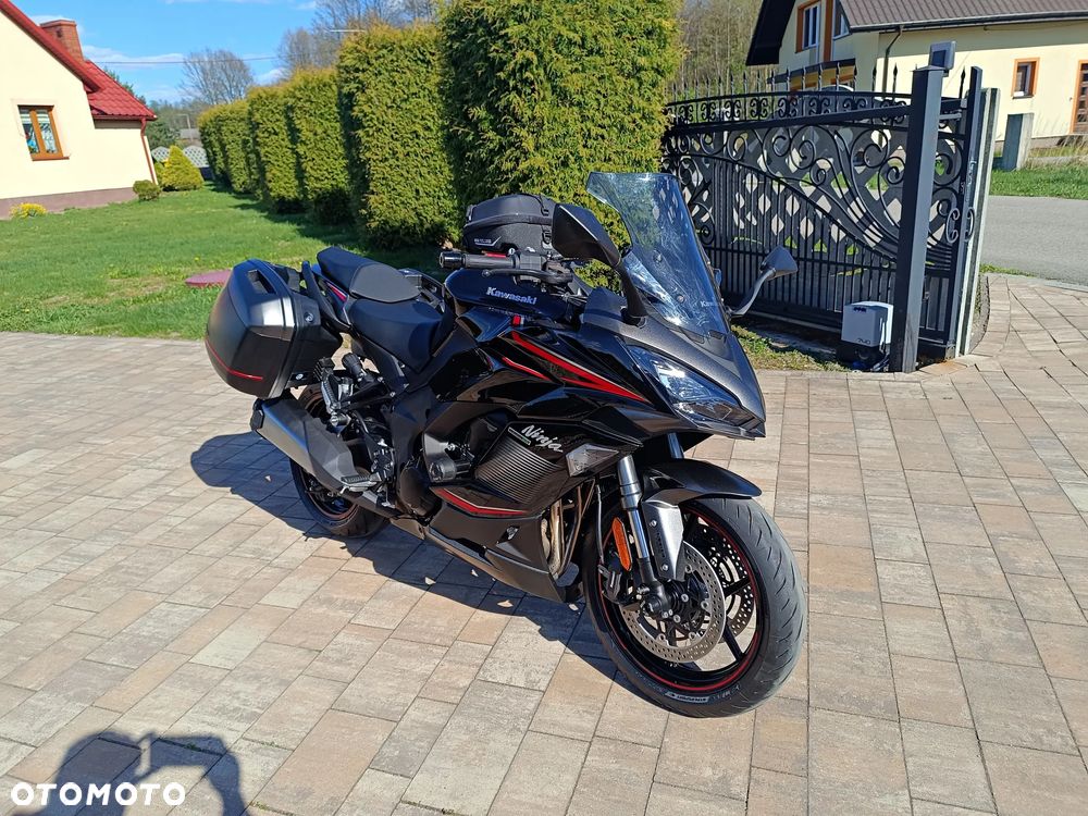Kawasaki Ninja 1000 SX - 12