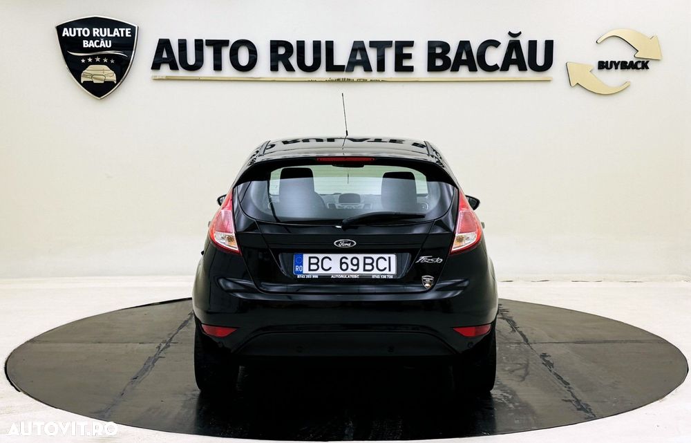Ford Fiesta - 11