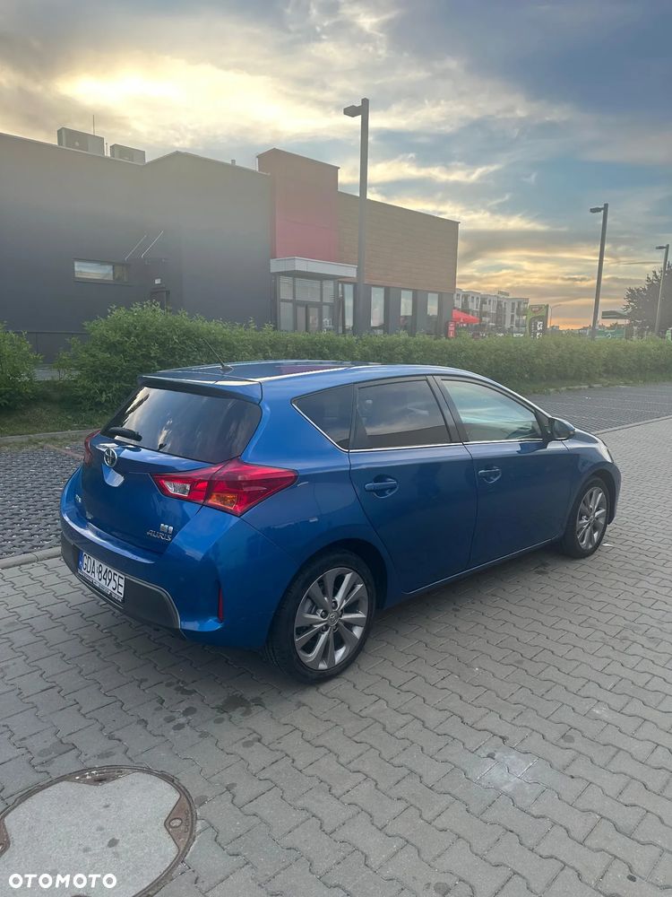 Toyota Auris 1.8 HSD Luna - 3