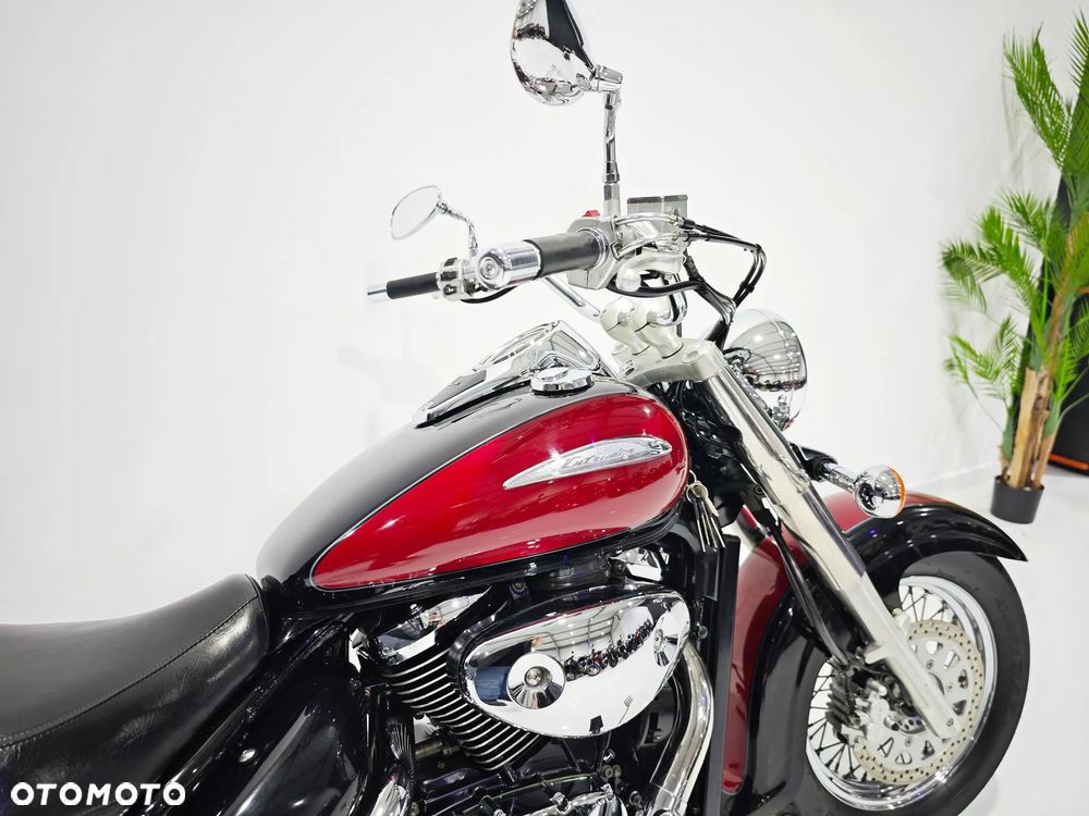 Suzuki VL 800 Volusia - 12