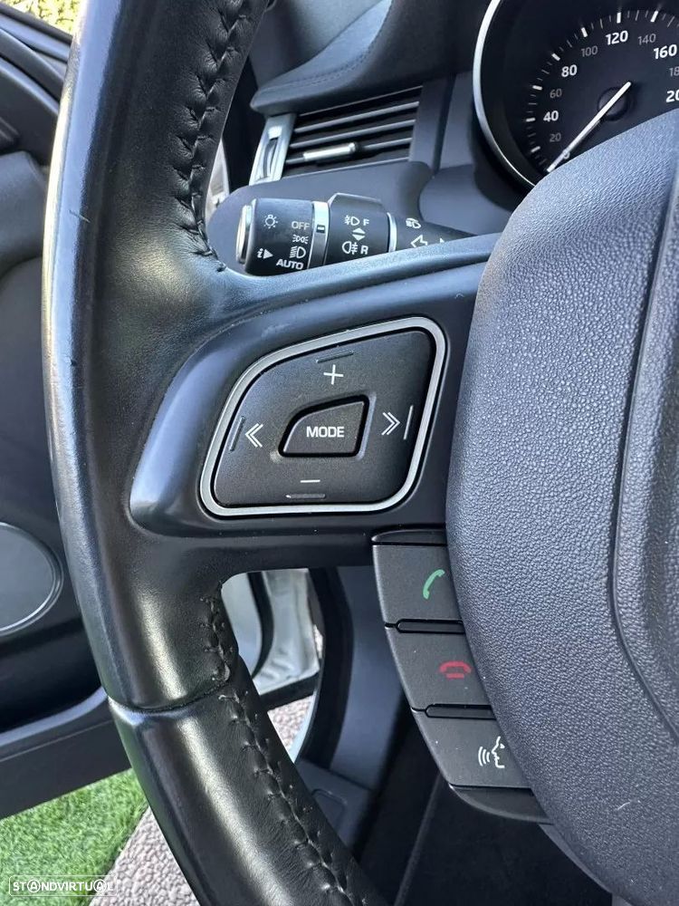Land Rover Range Rover Evoque 2.0 D150 R-Dynamic - 45