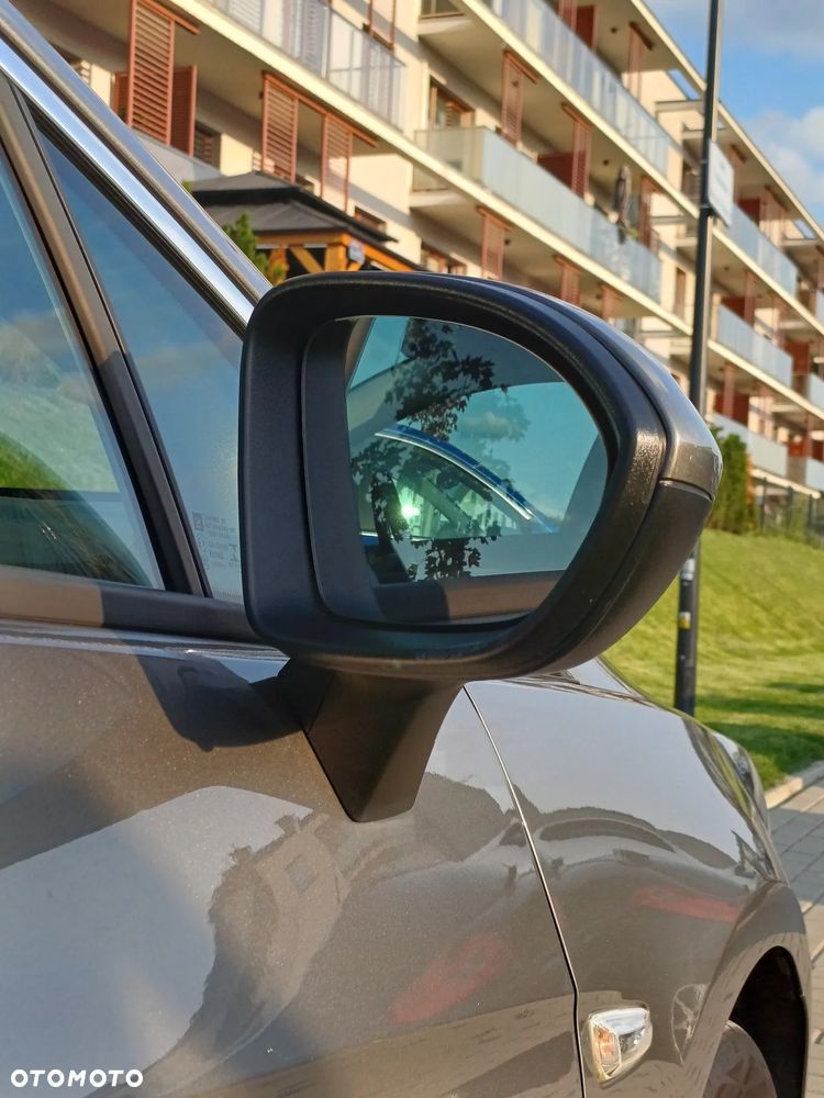 Opel Astra 1.4 T Dynamic - 26