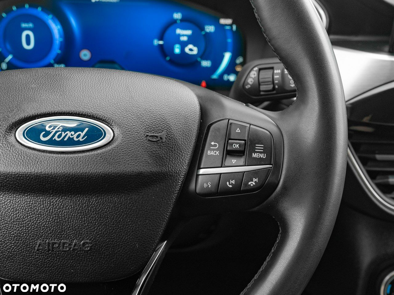 Ford Kuga 2.5 FHEV FWD Titanium - 18
