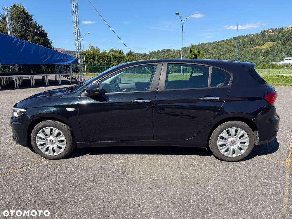 Fiat Tipo 1.3 MultiJet 16v Street - 12
