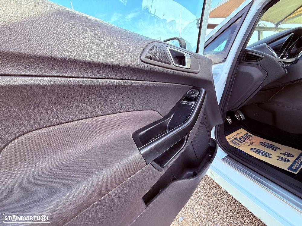 Ford Fiesta 1.0 T EcoBoost STLine - 9