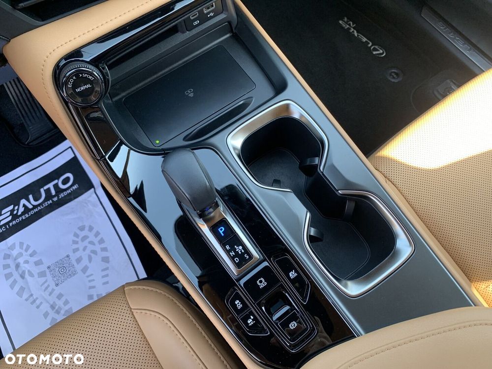 Lexus NX 350h Prestige AWD - 13