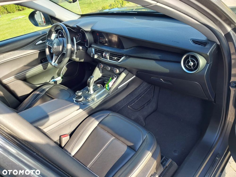 Alfa Romeo Stelvio 2.2 JTDM Q4 - 17