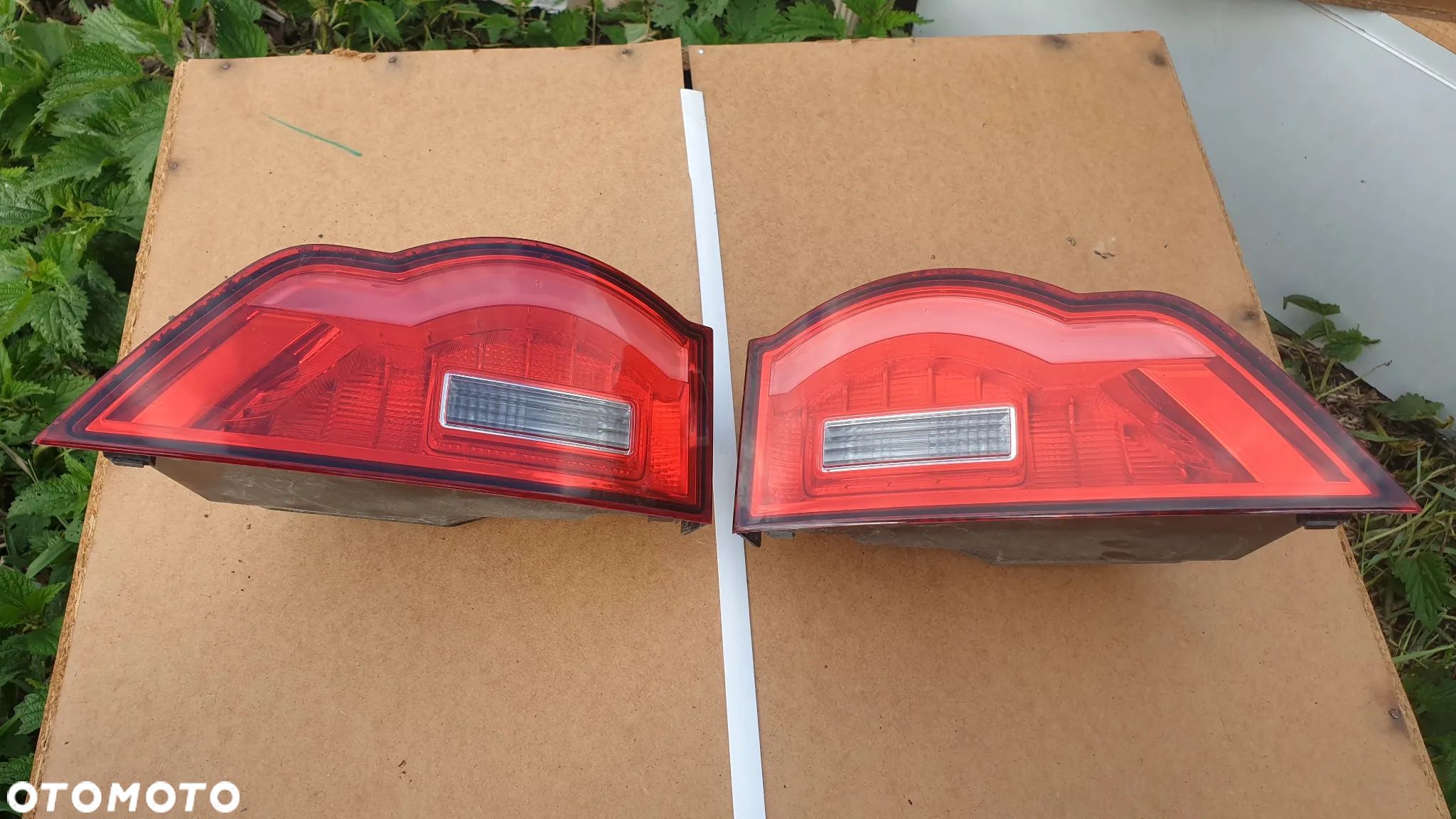 Jaguar f pace lampa tył w klapę prawa lewa - 1
