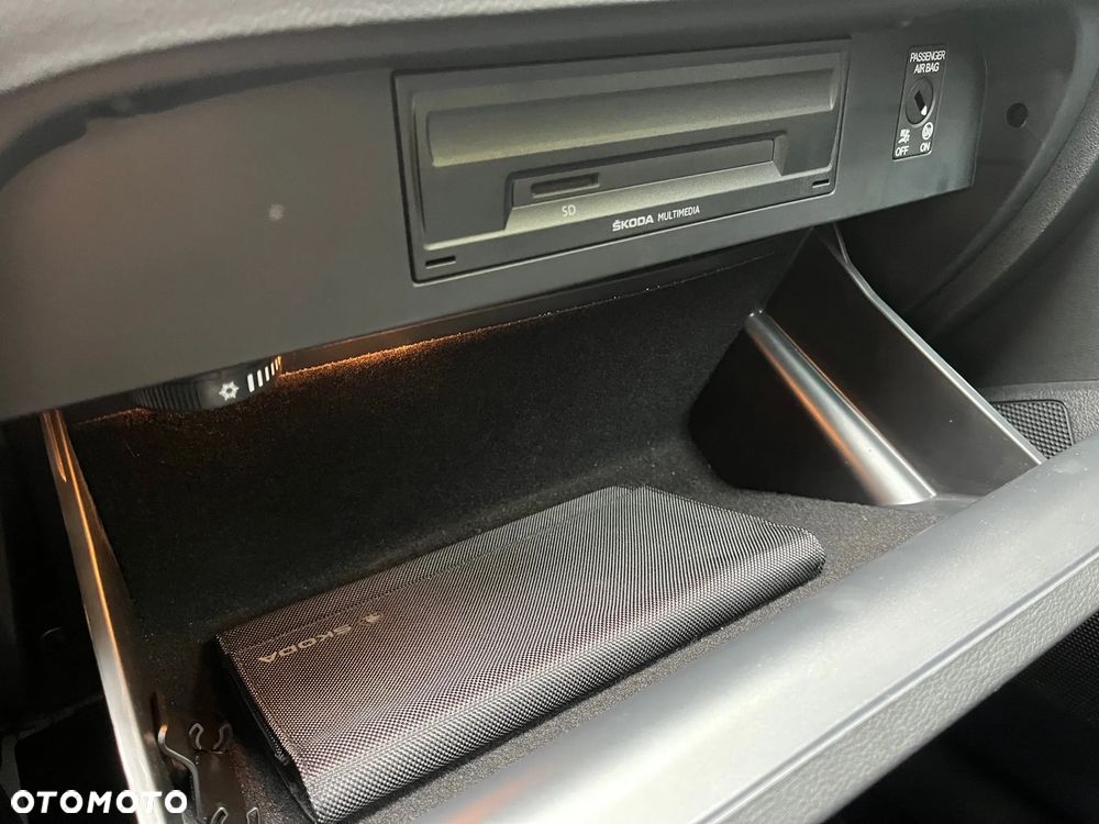 Skoda Octavia 1.4 TSI Ambition - 27