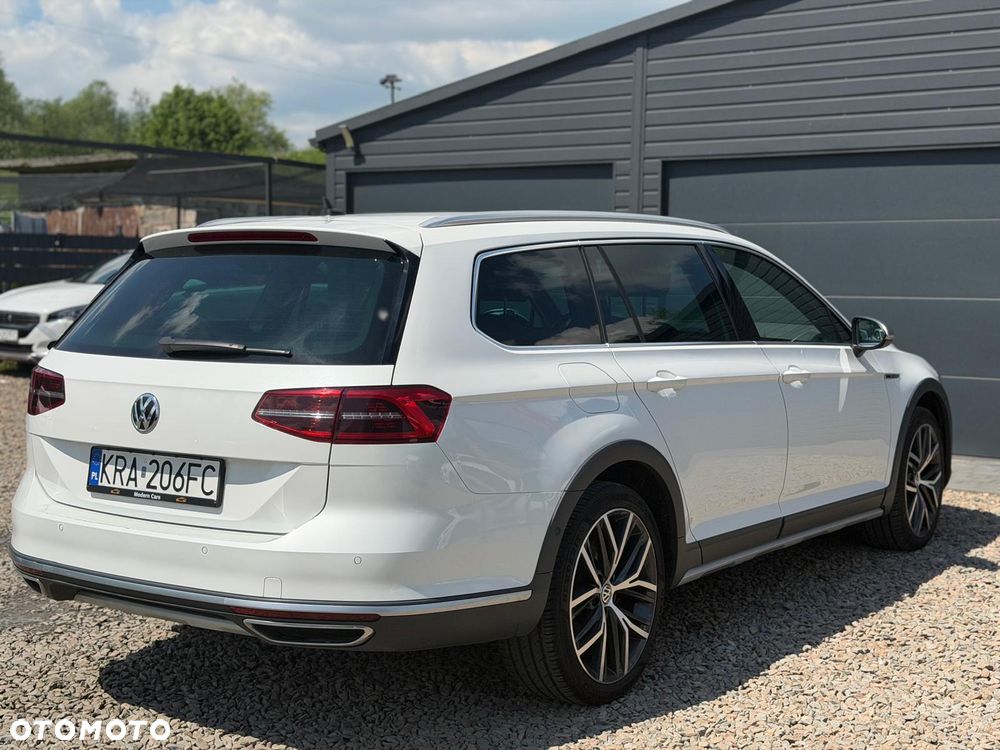 Volkswagen Passat Alltrack 2.0 TDI SCR 4Motion DSG - 18