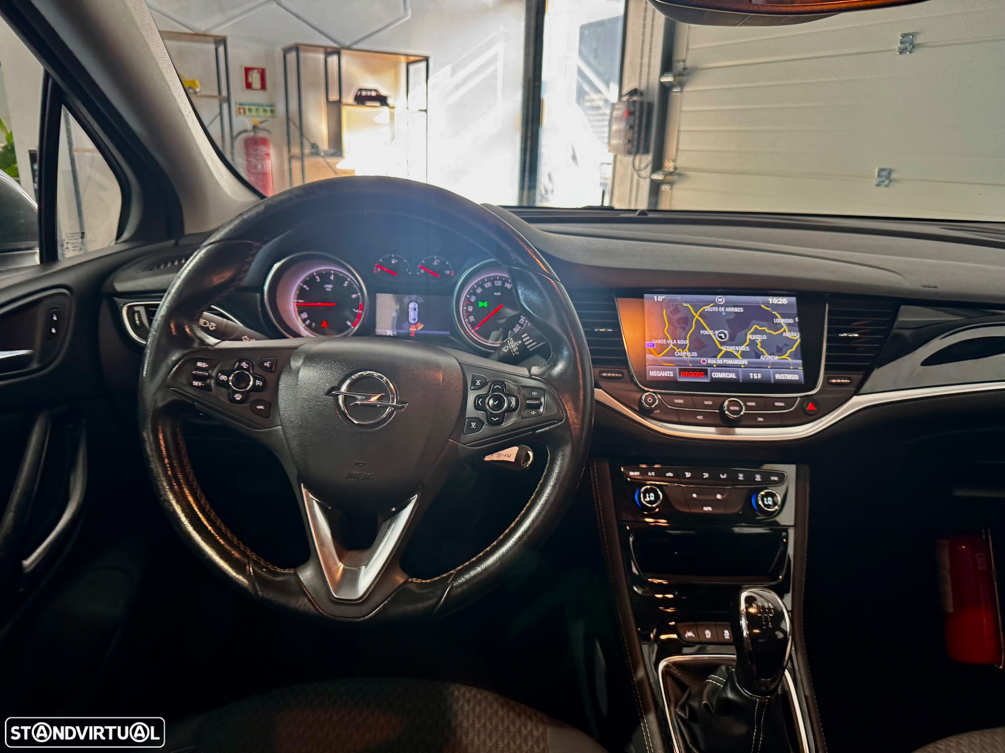 Opel Astra 1.0 Business Edition S/S - 16