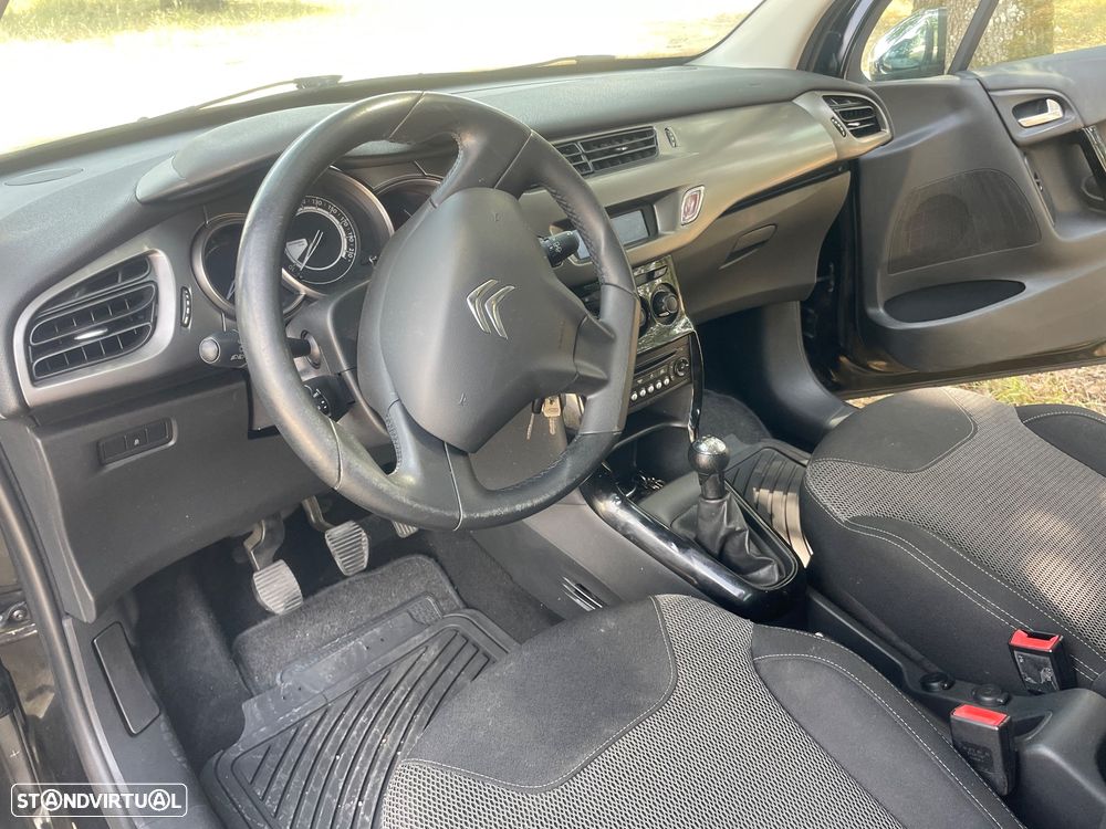 Citroën C3 1.2 VTi Seduction - 32