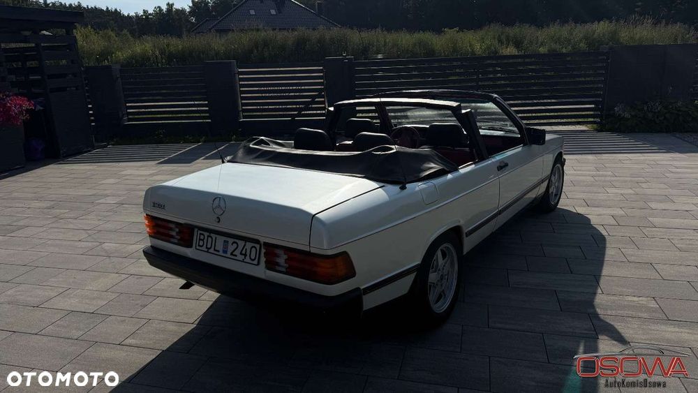 Mercedes-Benz W201 (190) - 10