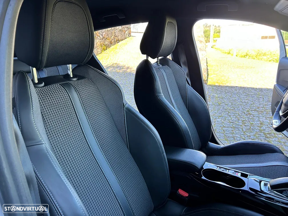 Peugeot e-208 50 kWh GT Line - 21