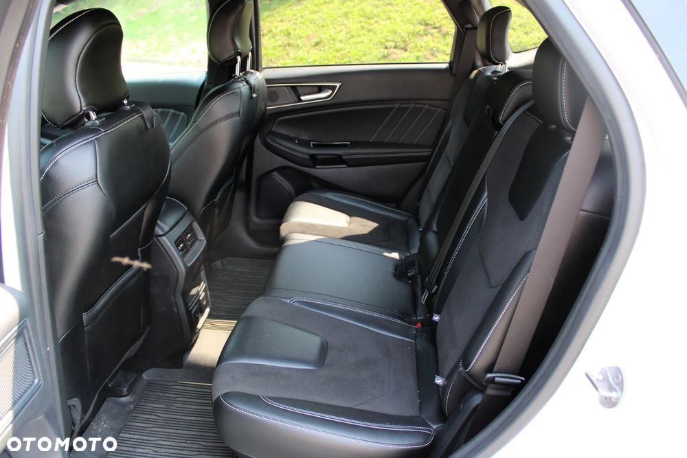 Ford Edge - 18