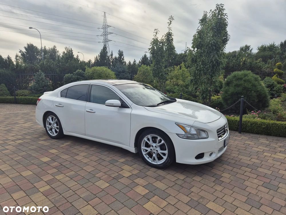 Nissan Maxima 3.5 S - 5