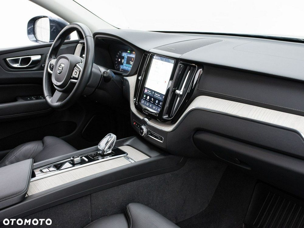 Volvo XC 60 B4 D AWD Inscription - 29